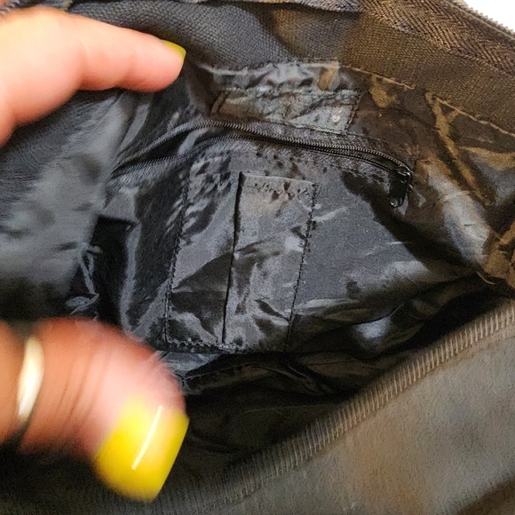 ROBIN RUTH Black Canvas Zip clousere Tote NWT - Picture 11 of 13